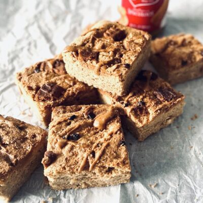 biscoff blondie bars