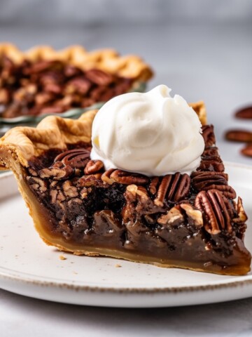 Chocolate bourbon pecan pie slice